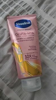 Product Review of Authentic Vaseline Gluta-Hya Serum Lotion 330ml Body Care Hydrating Brightening Daily Moisturizer from ** B**o ** 👑**🇧 0
