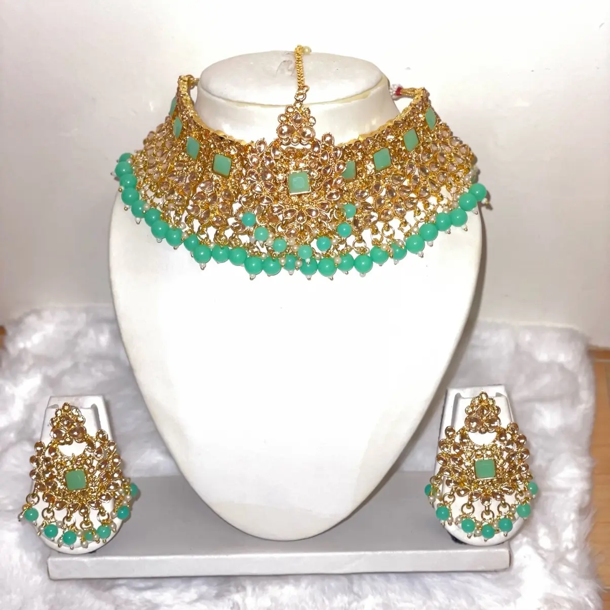 Safia set Baby blue and gold