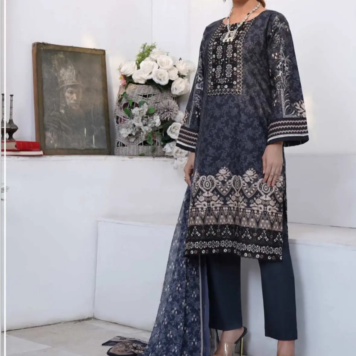Zartaaj D6 022 Pakistani Ladies Readymade Shalwar kameez with Printed chiffon dupatta