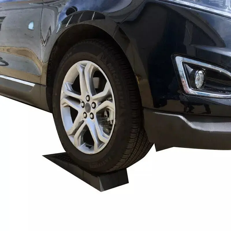 "2X Heavy-Duty Low-Profile Plastic Car Ramps – Ideal for Low Sport Cars (1 Pair)" 1