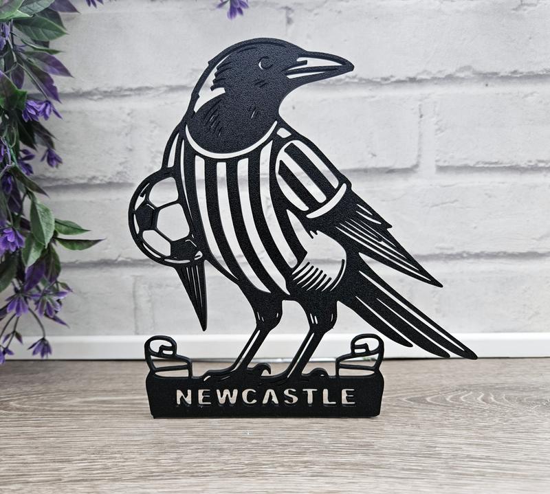 Newcastle Magpie Wall Art - Handmade 3D Printed Tower Design for Football Fans - Gift, Decor 0
