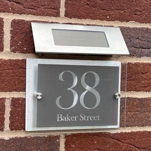 Perfect House Signs | Prestige Solar House Number Signs With Solar Light Grey Rectangle Style Door Name Plaque | 200mm x 140mm | Door Signs | Premium Door Plaque | House Number Signs | House Number Plate Including All Fittings