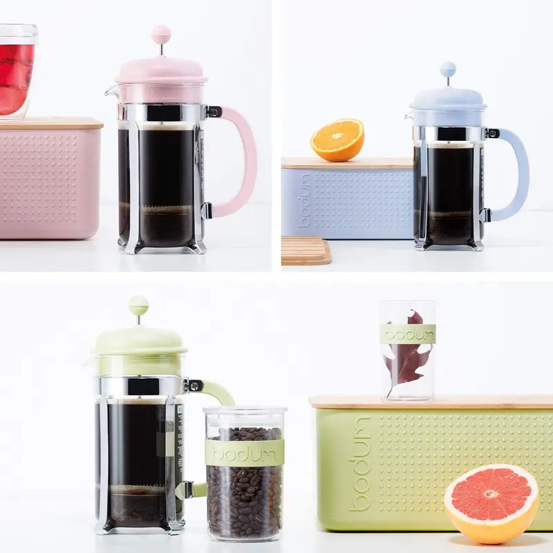 It sounds like you're referring to a coffee maker product description. Here's a breakdown based on the information provided:  Brand/Model: CAFFETTIERA (Assuming this is the brand name or model name)  Type: Coffee Maker  Color: Black  Capt refence 6