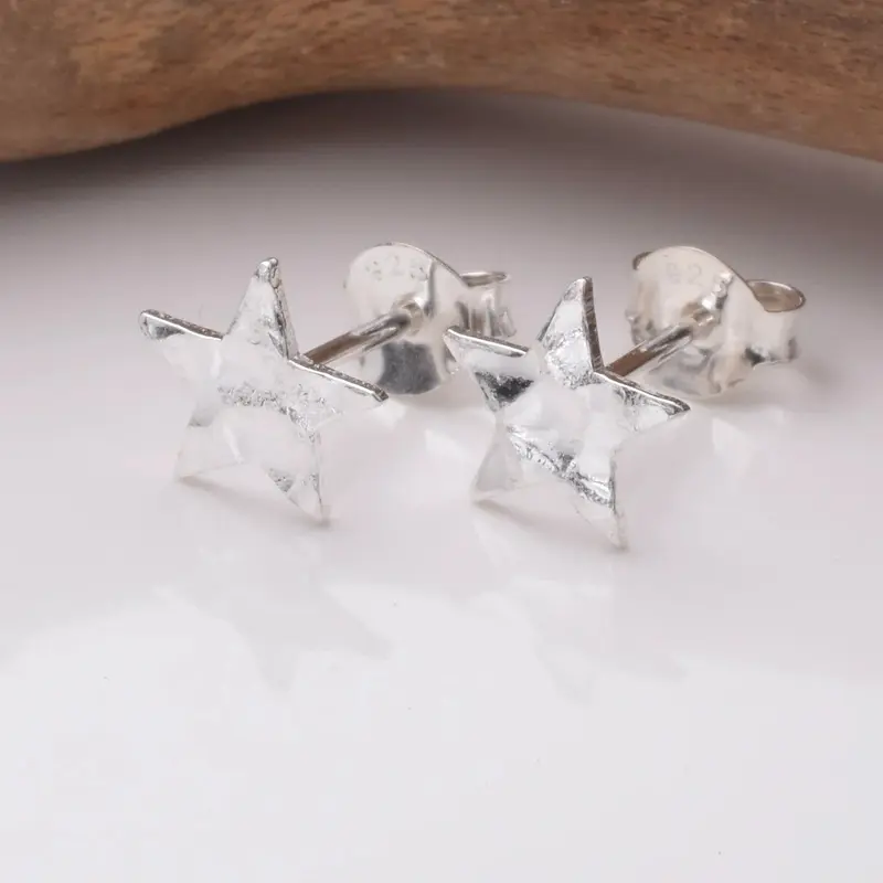 925 Sterling Silver small hammered star stud earrings 2