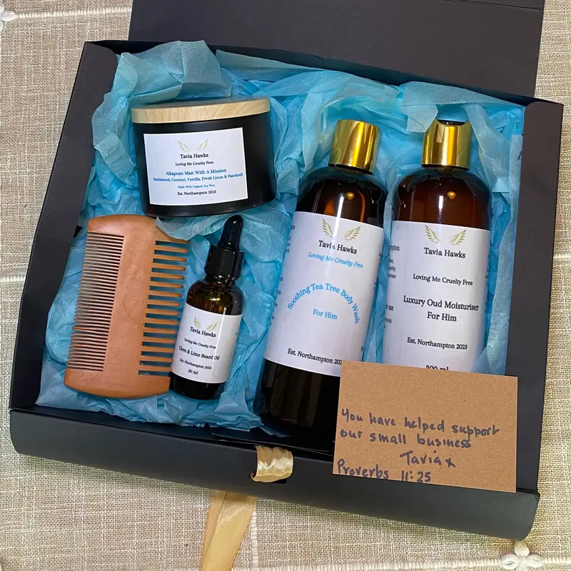 Tavias Luxury Hamper For Him - Body Care Kit with Moisturizing Body Wash, Hydrating Oud Moisturizer, Organic Beard Oil & Grooming Comb, and Aromatic Candle 1
