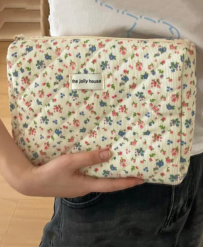 Christmas Gift Ditsy Chic Floral Design Quilted Makeup Bag Set - 3 Count Corduroy Cosmetic Storage Bag for Outing and Travel - Durable & Easy Care 3