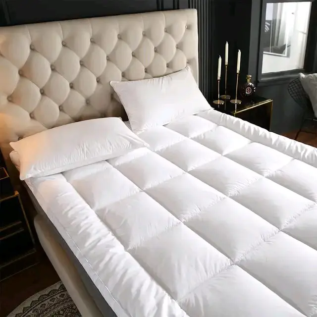 Hotel Quality Mattress Topper 10cm Deep Extra Thick Luxury - Cooling & Anti-Allergy, Elasticated Corner Straps, Single Double King Super King Sizes 3