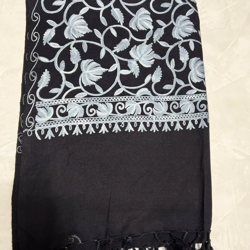 Kashmiri Pashmina Women's Shawl with New Design #hijab#stylish 2