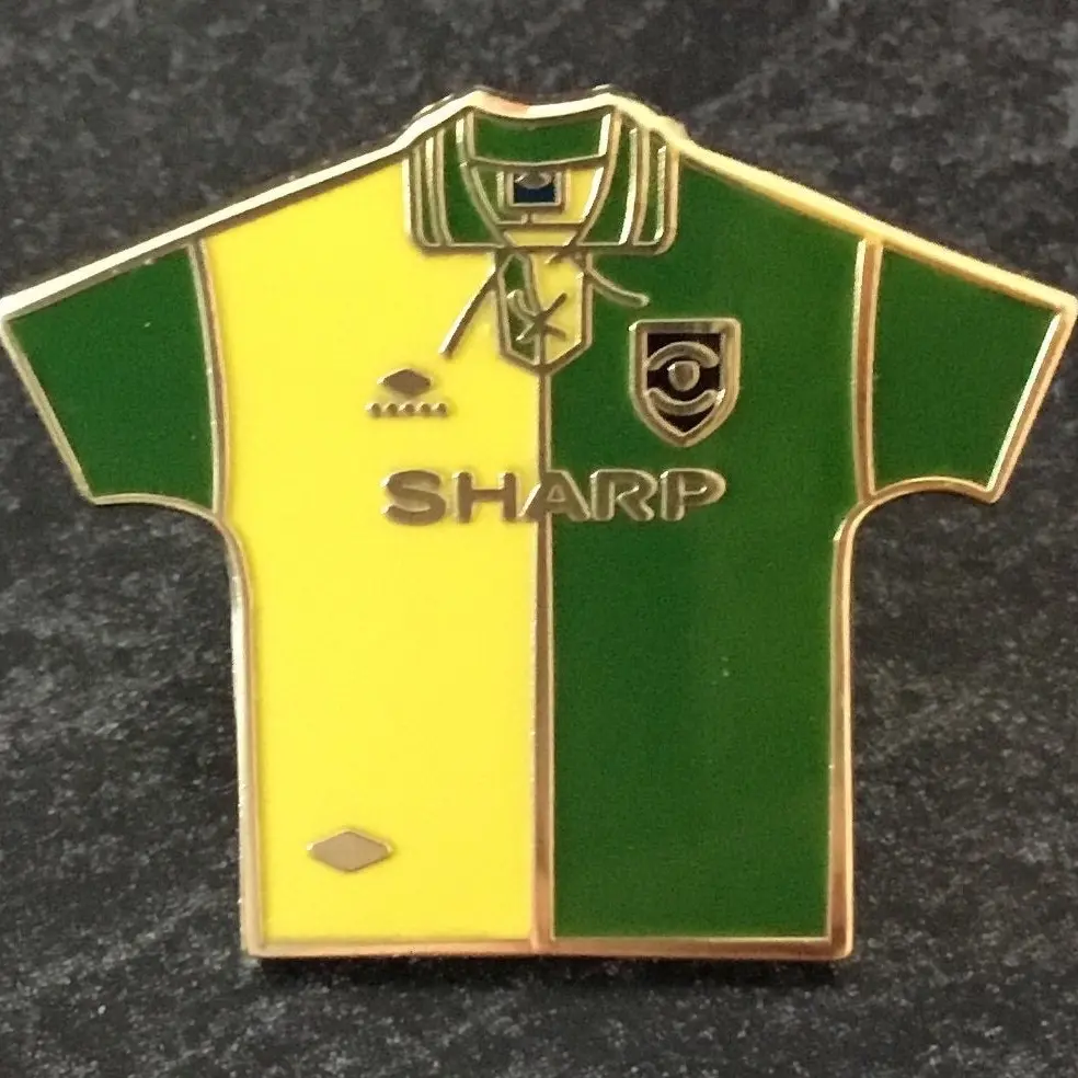 MUFC Green and Gold Shirt Pin Badge