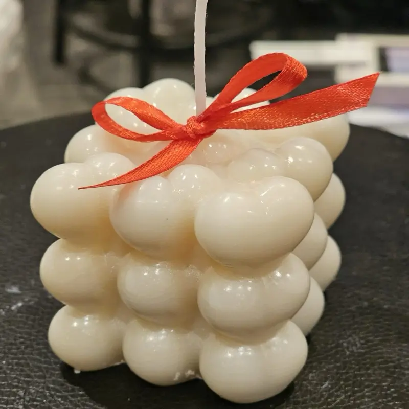 Square bobble candle