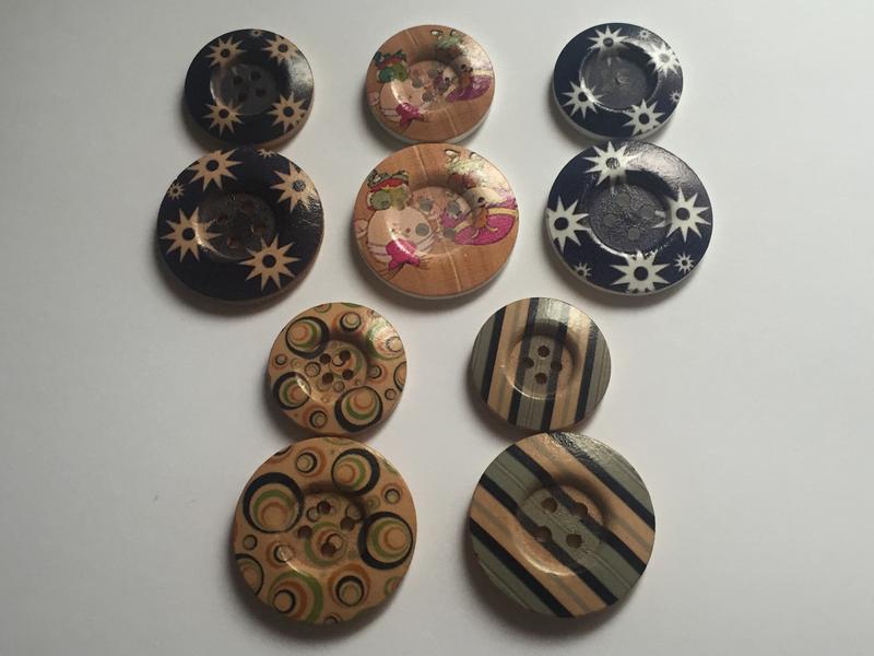 3pcs SMALL LARGE Wooden Buttons Sewing Craft 31mm 38mm wide 4 holes 8