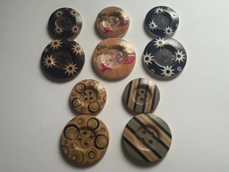 3pcs SMALL LARGE Wooden Buttons Sewing Craft 31mm 38mm wide 4 holes 8