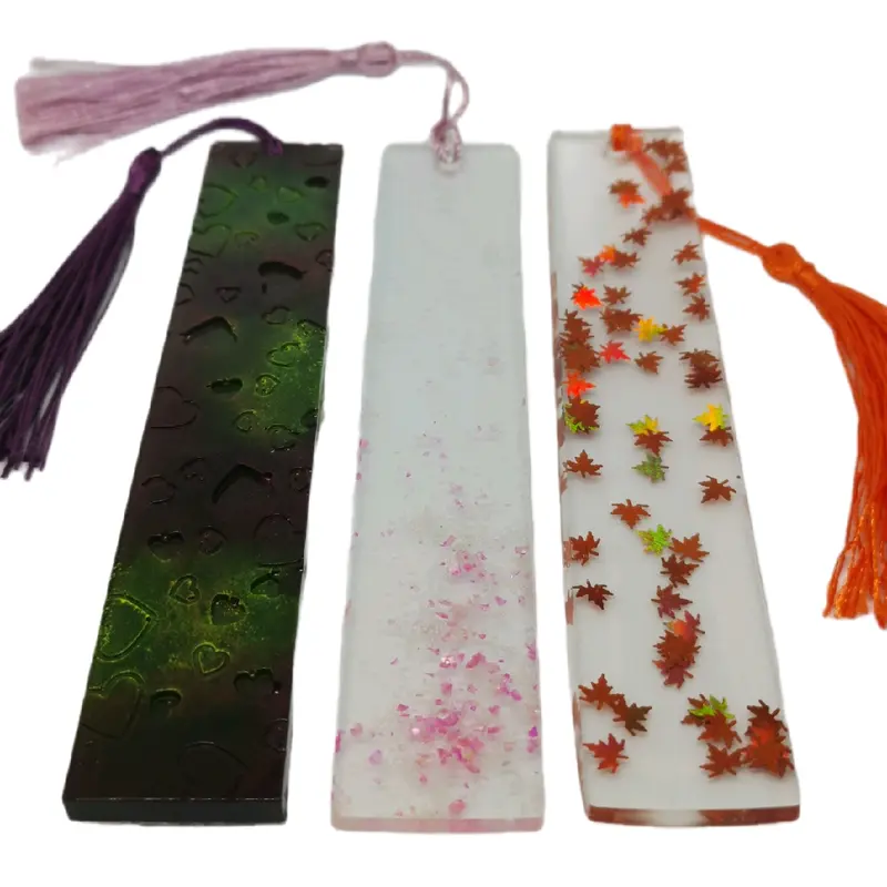 Regular patterned bookmarks 1