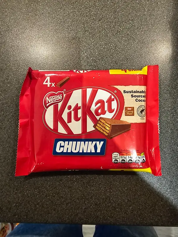 Kit Kat Chunky Milk Chocolate Bar Multipack | 4 x 40g Snack produced by Nestle 1
