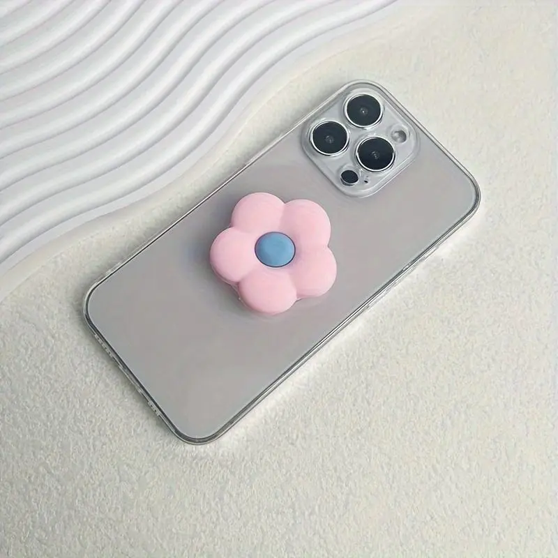 (Giveaway) 1 cartoon bear silicone phone holder Sticky desktop phone holder Soft silicone folding phone grip 6