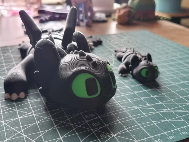 Baby Toothless the Dragon Articulating Collectable Figurine / 3D Printed Figurine 4