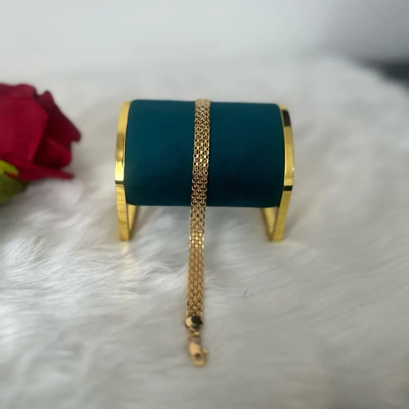Women's 24k Gold Plated Bracelet - Fashion Accessory
