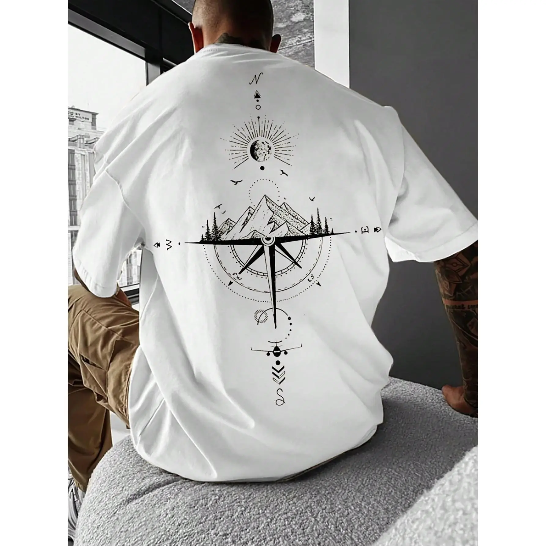 Manfinity EMRG Men's Oversized Printed Drop Shoulder T-Shirt Menswear Top Tshirt Streetwear Crewneck Tropical Casual Bestie Graphic Shortsleeve