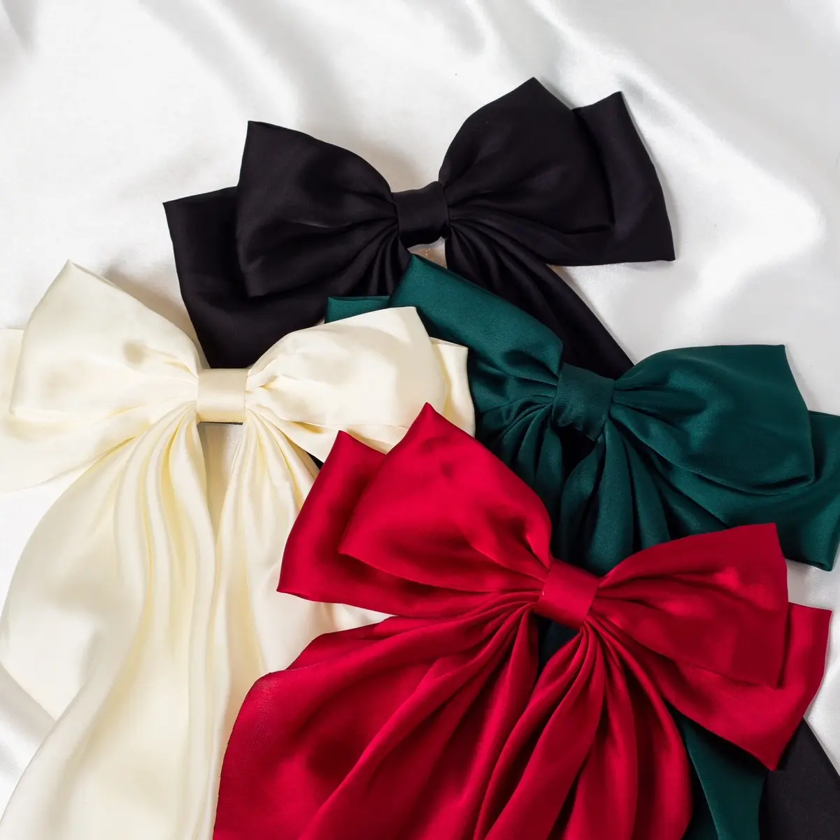 Farrow Low Silkie Long Hair Bows with Clip Fastening for Women & Girls - Fashion Hair Accessory