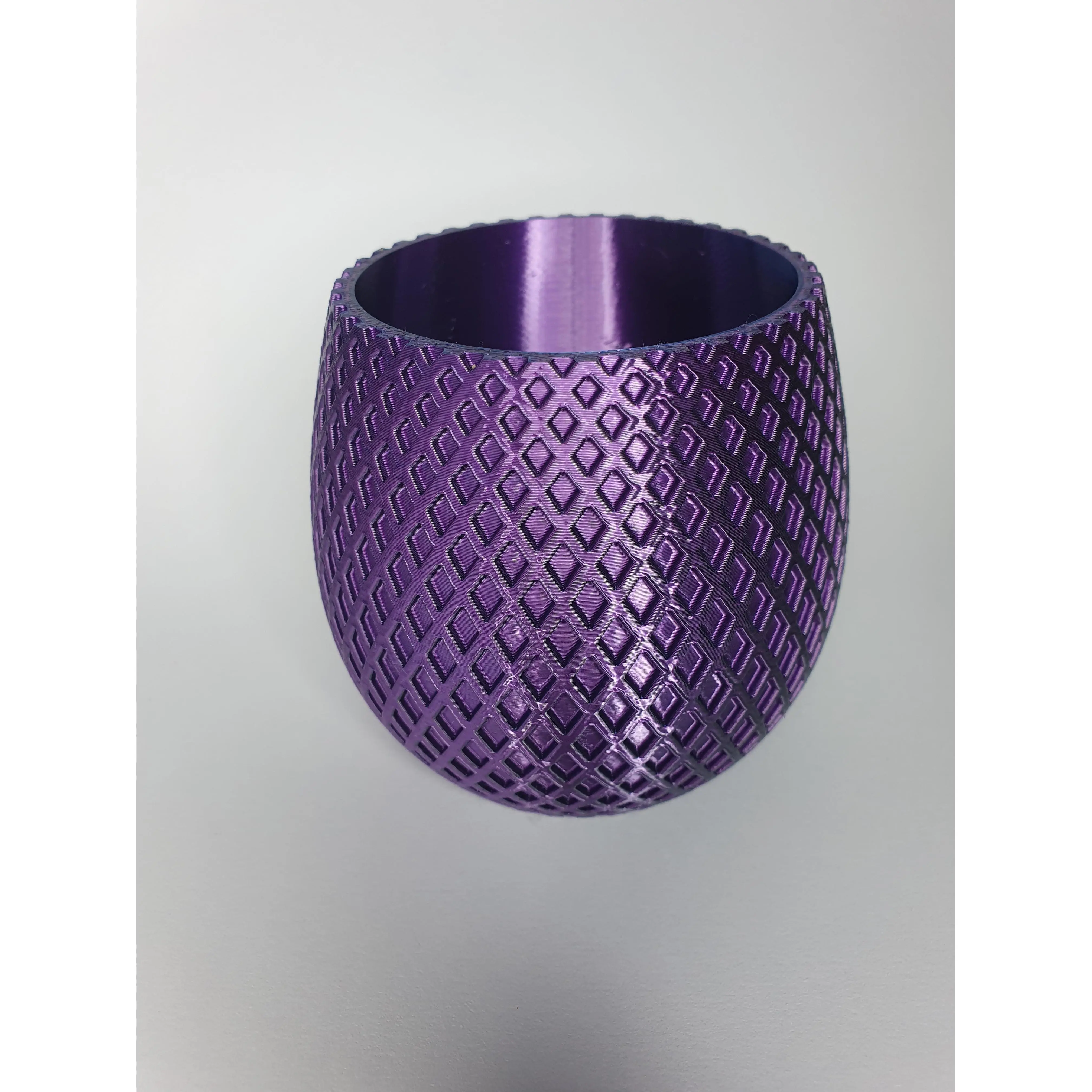Multi-toned pot