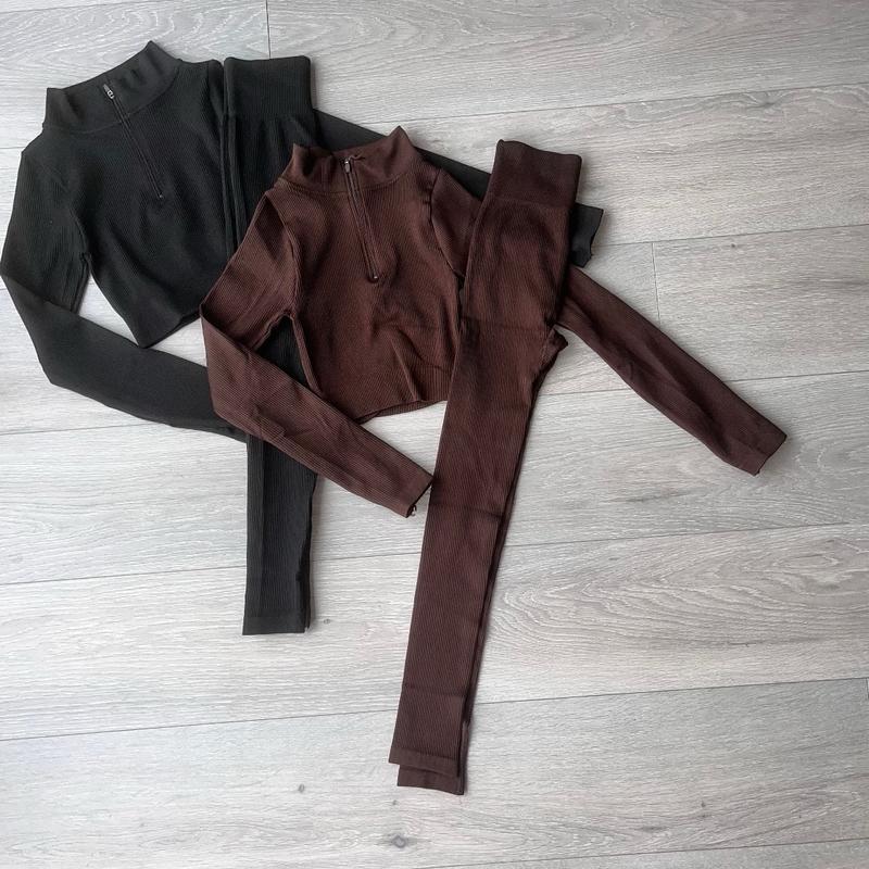 Carter quarter zip crop and legging set 3