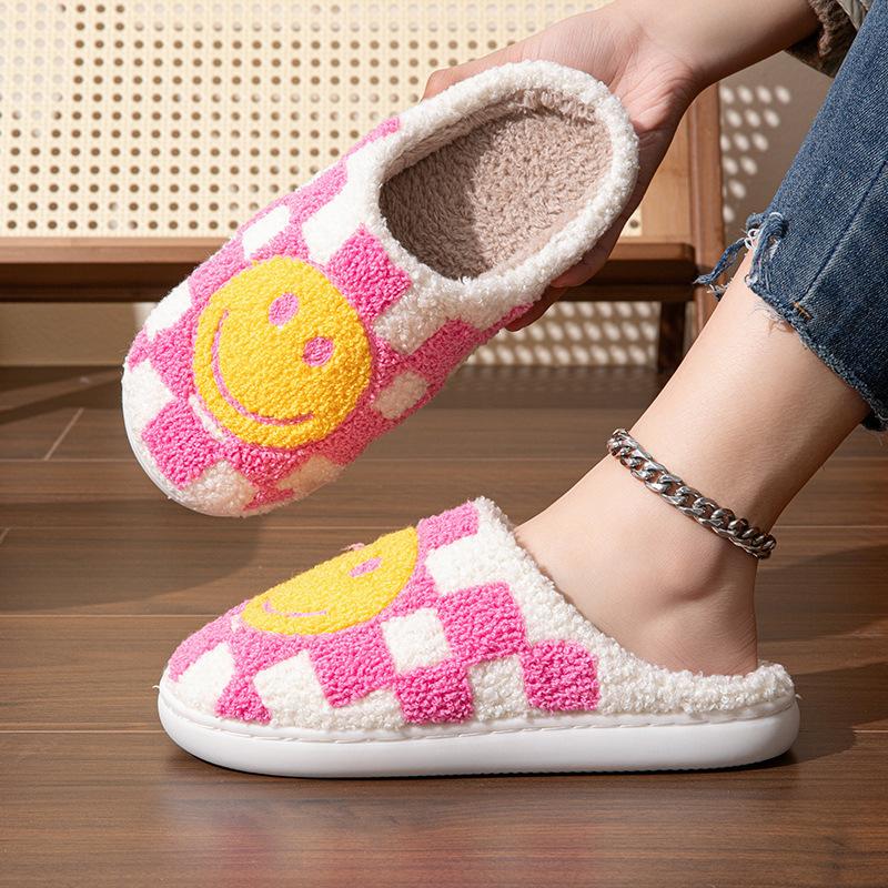 Women Cute Cartoon Smiling Face Fabric Slippers, Thick Sole, Anti-Slip, Warm For Fall/Winter, Couple Slippers, Halloween,Winter Keep Warm Home Slippers, Comfy Soft Sole Closed Toe Bedroom Shoes 3
