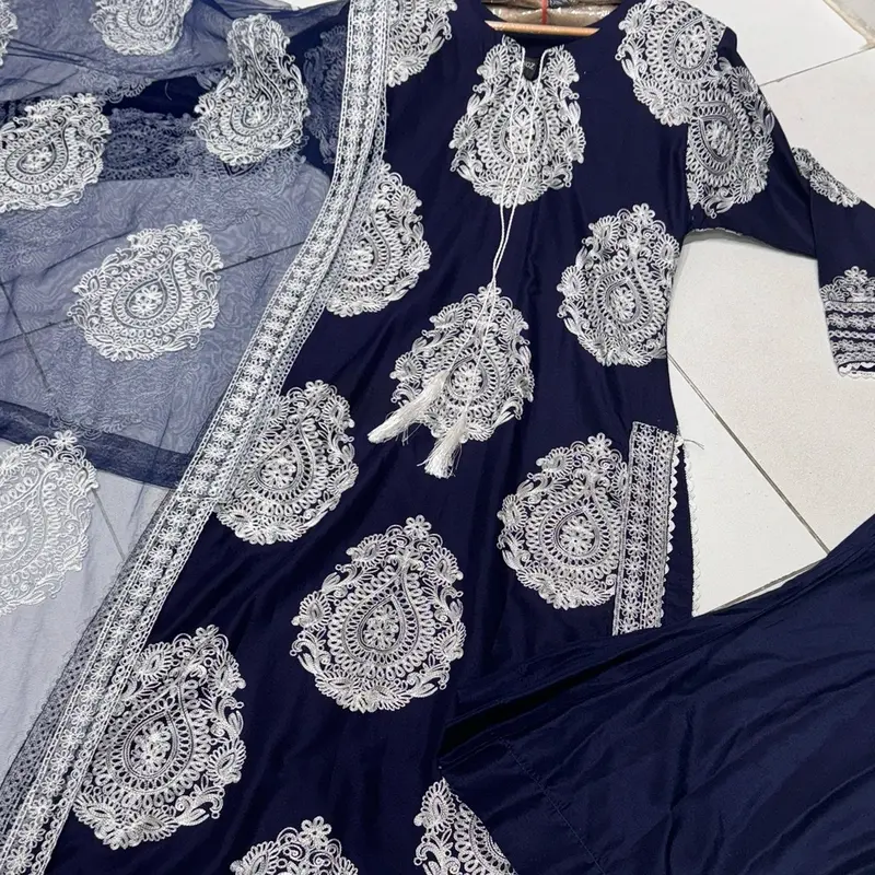 5 COLOURS! LC 7668 Embroidered work plazzo kameez design with white embroidery  Womenswear 3