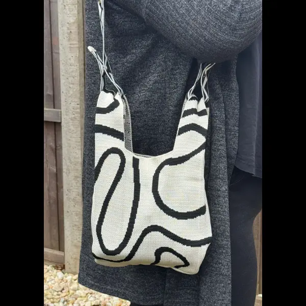 Knotted Tote Bag Set – 2 Crochet Wristlet Bags + Clear Cosmetic Pouch + Adjustable Strap 6