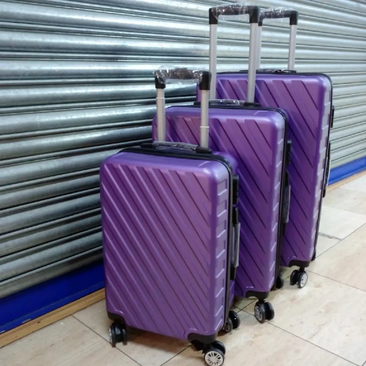 Suitcases set of 3 (20X24X28)inches Purple