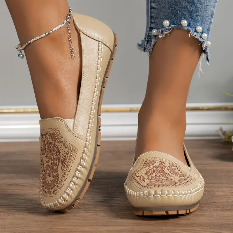 Elegant Plus-Size Women's Slip-On Flats with Rhinestone Floral Embellishments - Breathable PU Cover, Round Toe Design, Comfortable TPR Sole - Versatile All-Season Footwear, Ladies Shoes 5