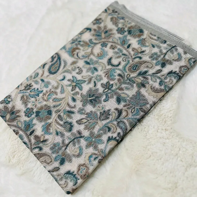 Pashmina Hijab and Cashmere Scarves for Winter, Neck shawls - Fashion Accessory 3