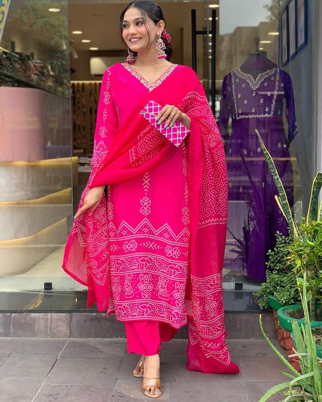 Women's Pakistani Style Traditional French Crepe Fabric Top, Viscos Gadhval Fabric Bottom and Chanderi Dupatta Ready to wear 3
