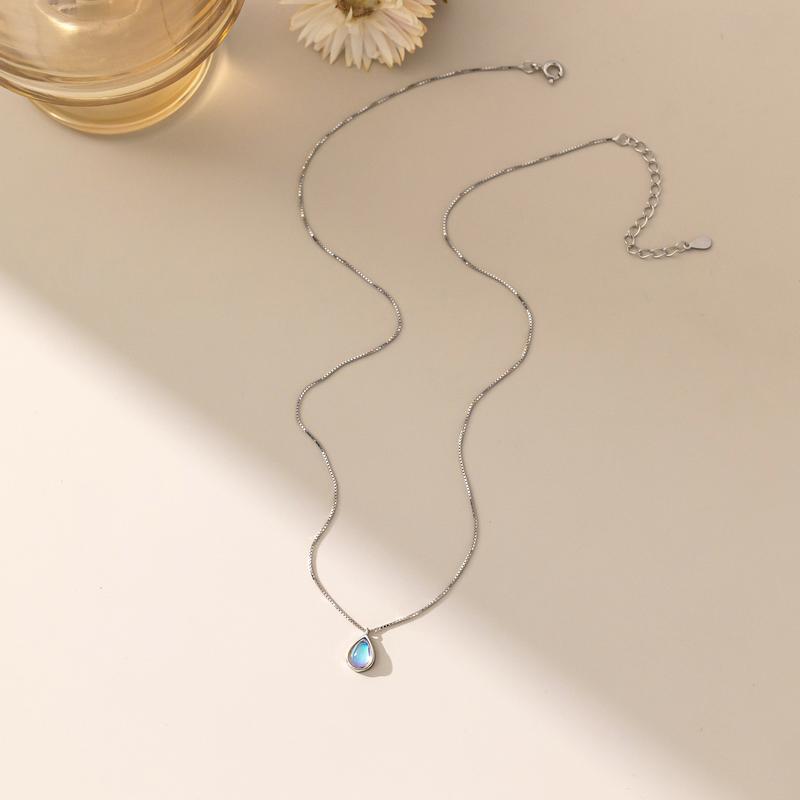 Moonstone Droplet Necklace (S925) 5