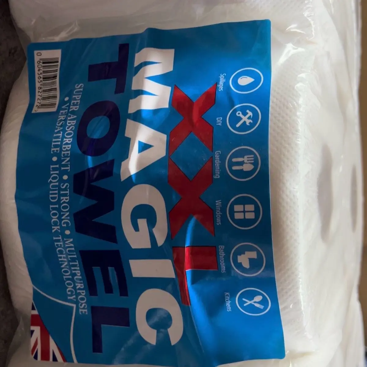 Blueroll Kitchen Roll/Centre Feed 6 Pack - Great Quality and Price - garaunteed quality and thickness, have a look at least!