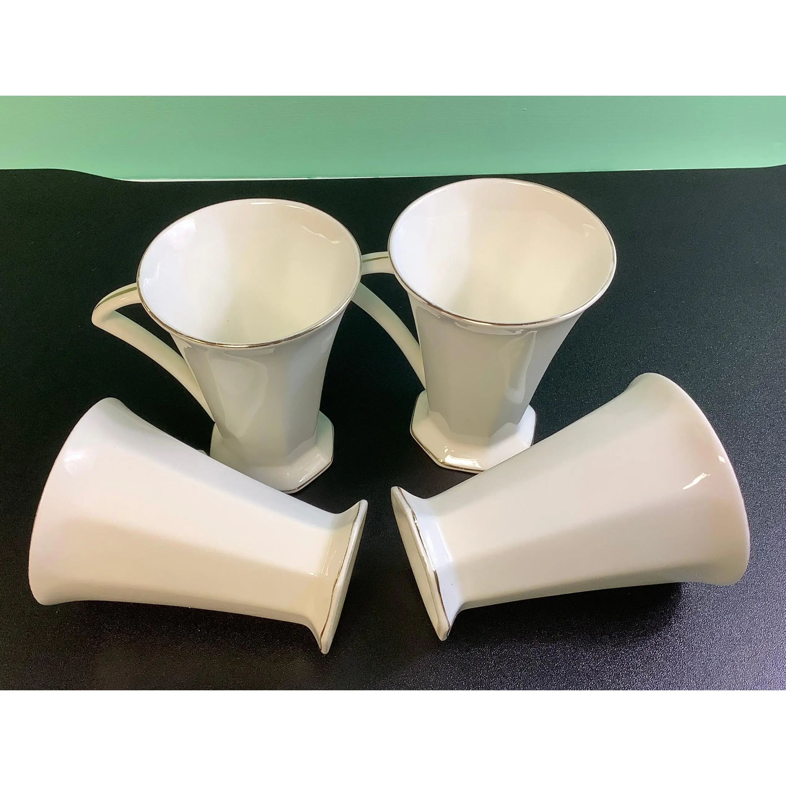 Set of 4 Tea Cups - BB070823-15