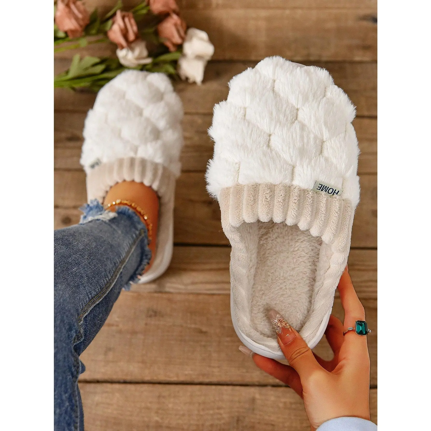 Women's Fashionable Thermal Lined Warm, Anti-Slip, Thick-Soled Home Slippers Girl Footwear