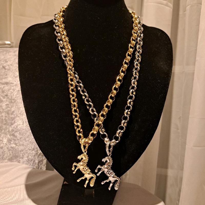 horse pendant on medium weight belcher chain gold or silver plated available stainless Steel 24inc length 7