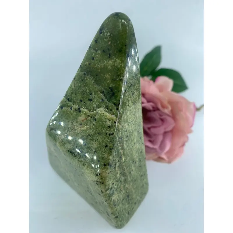 Serpentine Freeform 467 grams 1