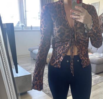 Product Review of Women's Leopard Print Lettuce Trim Sheer Tee, Casual Flounce Sleeve Tie Neck Tulle Top, Ladies Clothes for Beach Party Vacation Valentine's Day, gift, Womenswear from M**a 0
