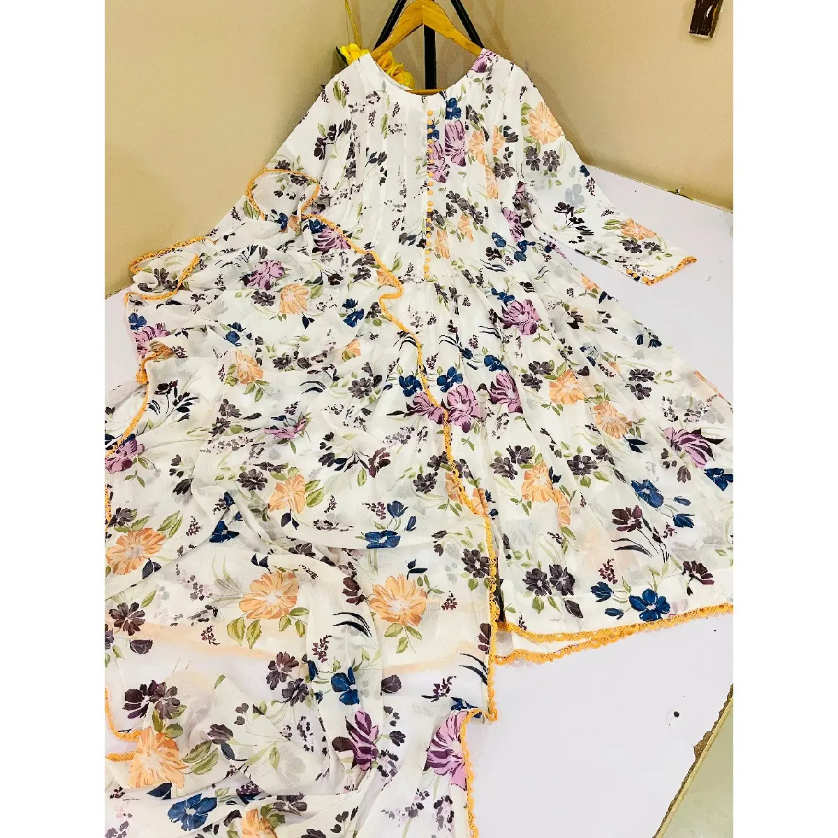 2pc Printed Dupatta/Maxi   Stuff :  Chiffon Maxi Length : 50  Sleeves :  23/23              Chest size : (19/20/21/22) Is Available               LIMITED STOCK Women Dress Round Neck Womenswear Casual Wear