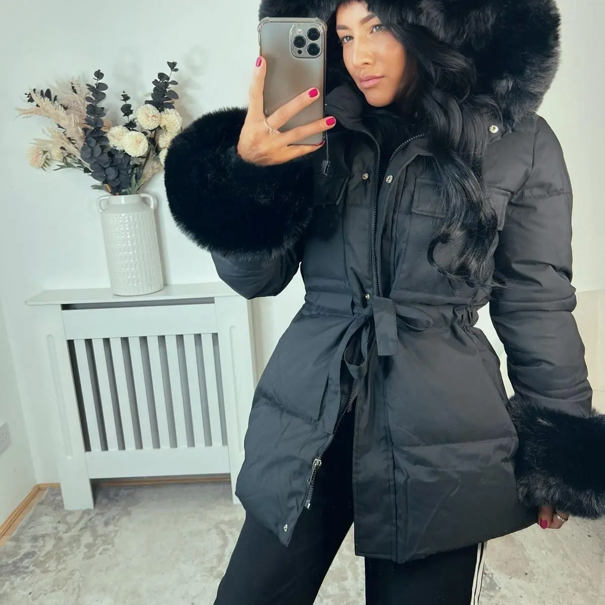 Minahil Women's Padded Jacket with Hood - Winter Coat - Womenswear, Coats