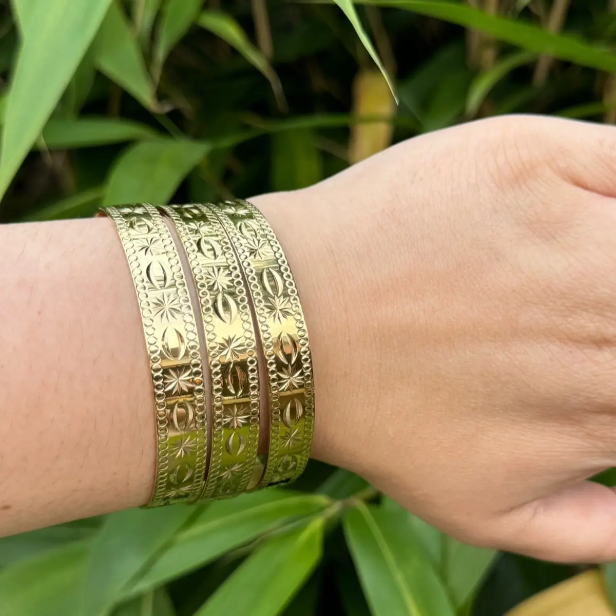 women’s stainless steel bangles