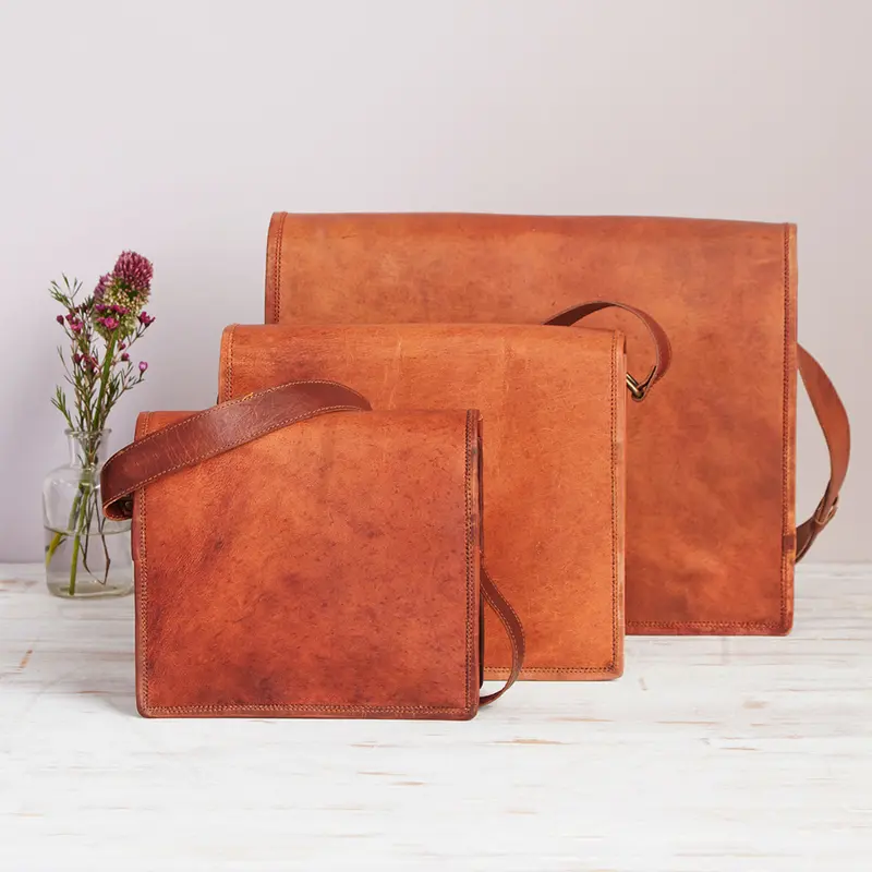 Brown Leather Messenger Bag - Commuter Bag - College Bag - Courier Bag - Traveller Bag 0