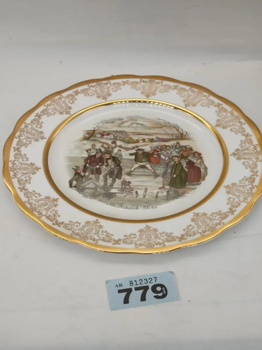 Etruscan Art Pottery Plate, Bone China Multicolor - Made in England