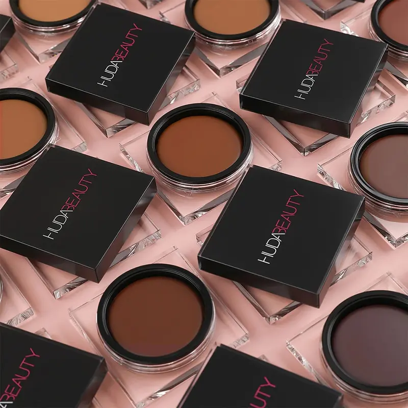 Huda Beauty Tantour Bronzer Makeup Smooth Bronzing 1