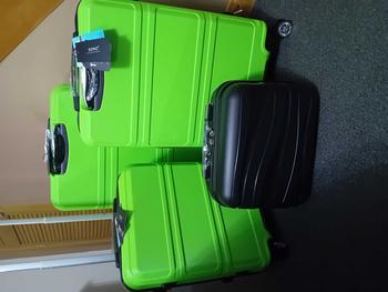 Product Review of [MissLulu Bags] Wave Design Lightweight Polypropylene Hard Shell 14'' Vanity Case (5 Colours) from J**e 0