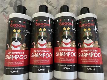 Product Review of Groomi Pet Care | Gingerbread Shampoo | For Dogs | Made in the UK | Vegan friendly | PH Balanced | Paraben Free | 30 day return Policy | Soothing & Nourishing | 500ml Bottle | from ❤** L**a 🐾** 0